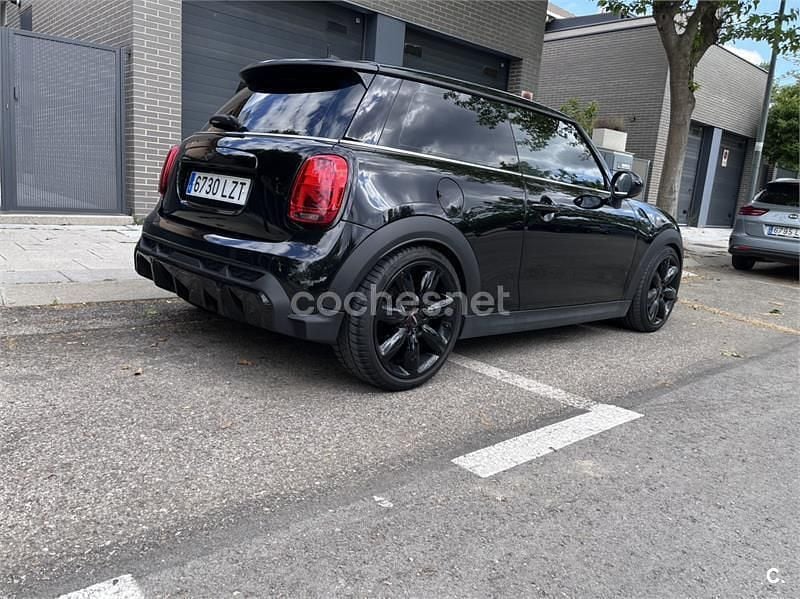 Usado Mini Cooper D 116 CV (85 kW) 2018 Negro Utilitario