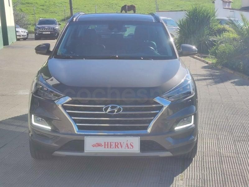 Usado Hyundai Tucson Style 185 CV (136 kW) 2019 Gris / plata SUV