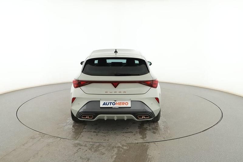 Usado Cupra Leon 204 CV (150 kW) 2025 Verde Berlina