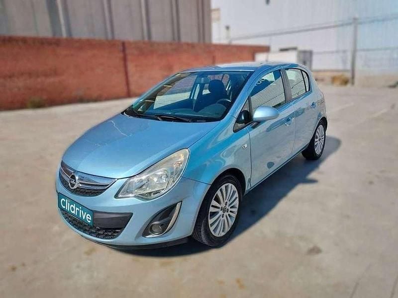 Usado Opel Corsa Selective 90 CV (66 kW) 2013 Azul Utilitario