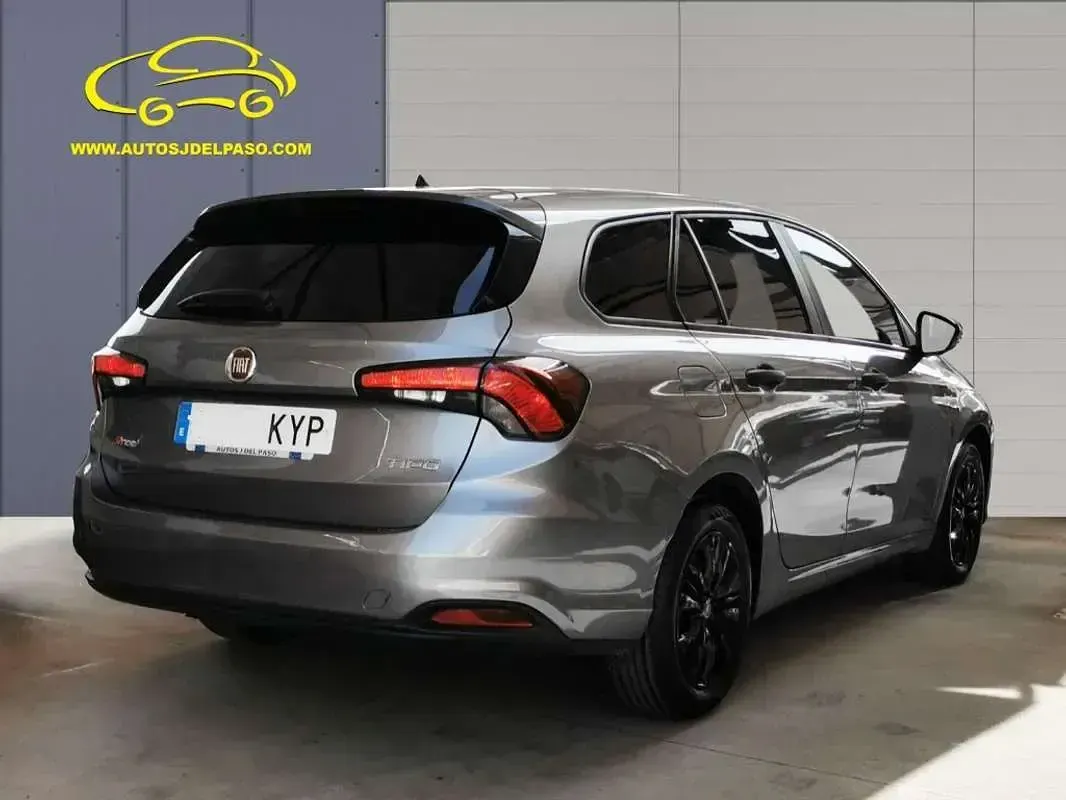 Occasion Fiat Tipo Street 95 PK (69 kW) 2019 Grijs Stationwagen