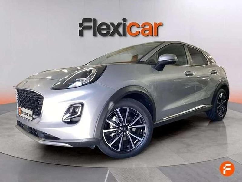 Usado Ford Puma Titanium 120 CV (88 kW) 2021 Gris SUV