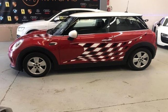 Usado Mini Cooper 136 CV (100 kW) 2015 Rojo Utilitario