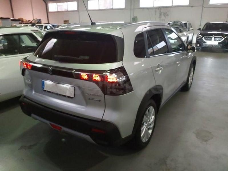 Usado Suzuki SX4 S-Cross 129 CV (94 kW) 2024 Gris / plata SUV