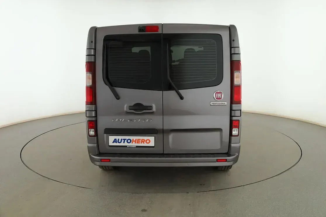 Usado Fiat Talento Family 145 CV (106 kW) 2020 Gris Monovolumen
