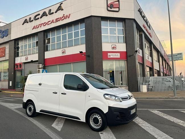 Blanco Usado 2021 Citroën Jumpy Monovolumen | 15.900 € (Precio justo) - Imagen 1/4