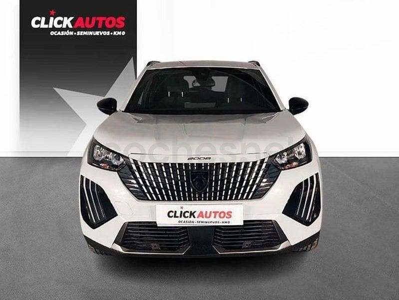 Usado Peugeot 2008 Allure 100 CV (73 kW) 2023 Blanco SUV
