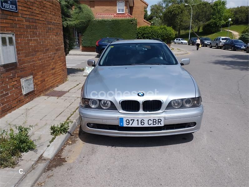 Occasion BMW 520 Exclusive 136 ch (100 kW) 2002 Gris Break