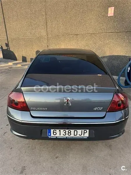 Usado Peugeot 407 137 CV (100 kW) 2005 Azul Berlina