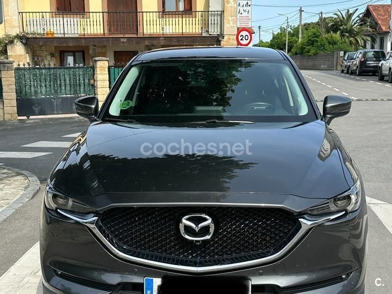 Gris / plata Usado 2020 Mazda CX-5 SUV | 23.350 € (Un poco caro) - Imagen 1/4
