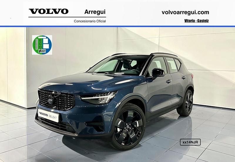 Azul Nuevo 2025 Volvo XC40 Plus SUV | 40.990 € (Precio justo) - Imagen 1/4