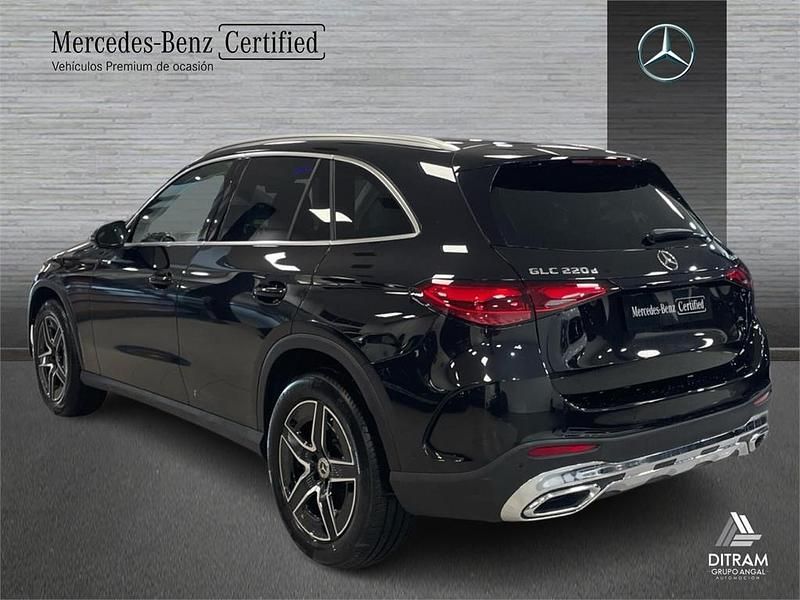 Usado Mercedes GLC220 197 CV (144 kW) 2024 Negro obsidiana SUV