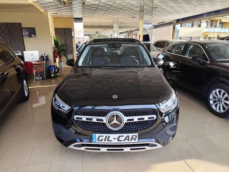 Usado Mercedes GLA200 2022 Negro SUV
