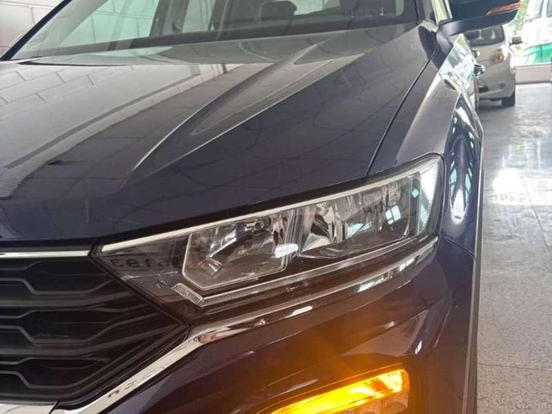 Usado VW T-Roc Edition 116 CV (85 kW) 2020 Azul SUV