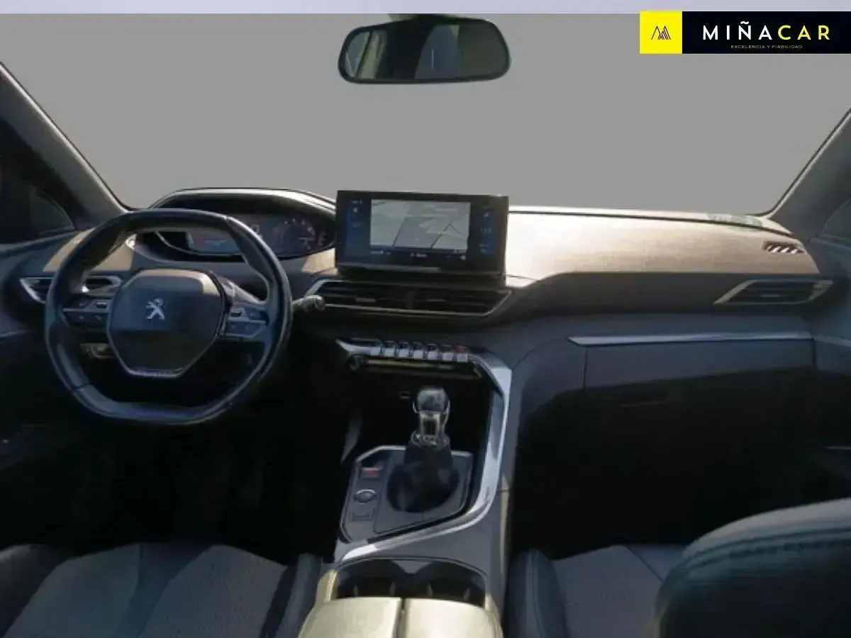 Usado Peugeot 3008 Allure 130 CV (95 kW) 2023 Gris SUV