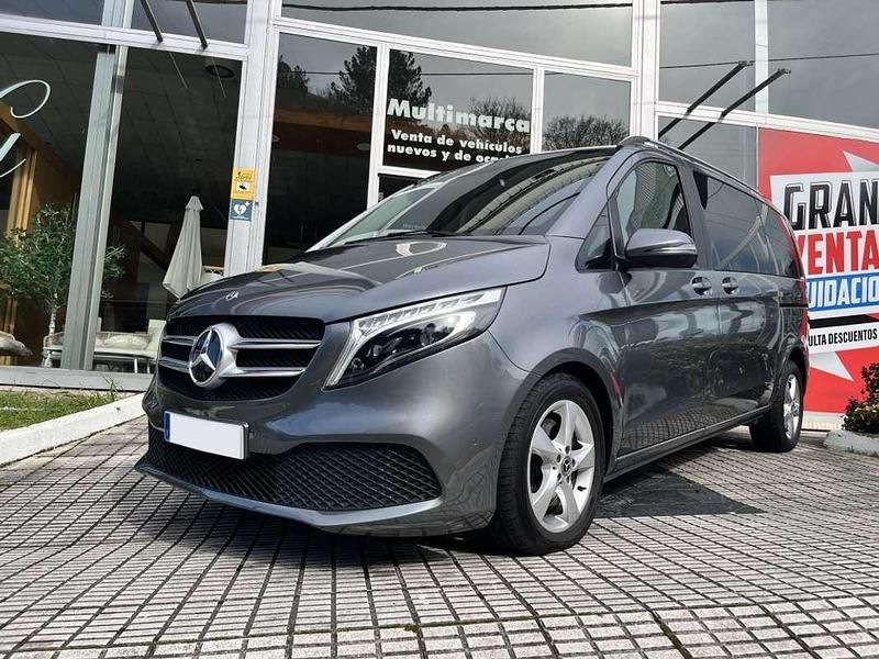 Usado Mercedes V250 Avantgarde 190 CV (139 kW) 2020 Gris / plata Monovolumen
