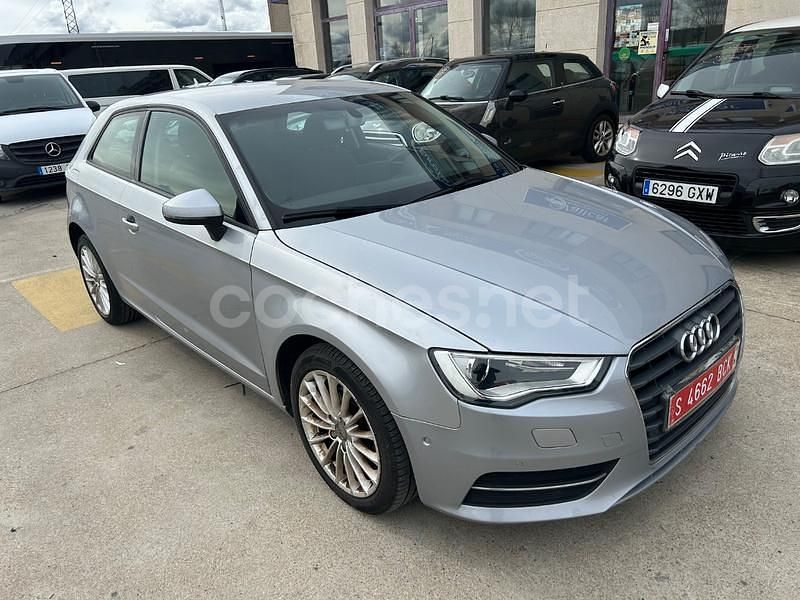 Gris / plata Usado 2016 Audi A3 Advanced Berlina | 11.800 € (Precio justo) - Imagen 1/4