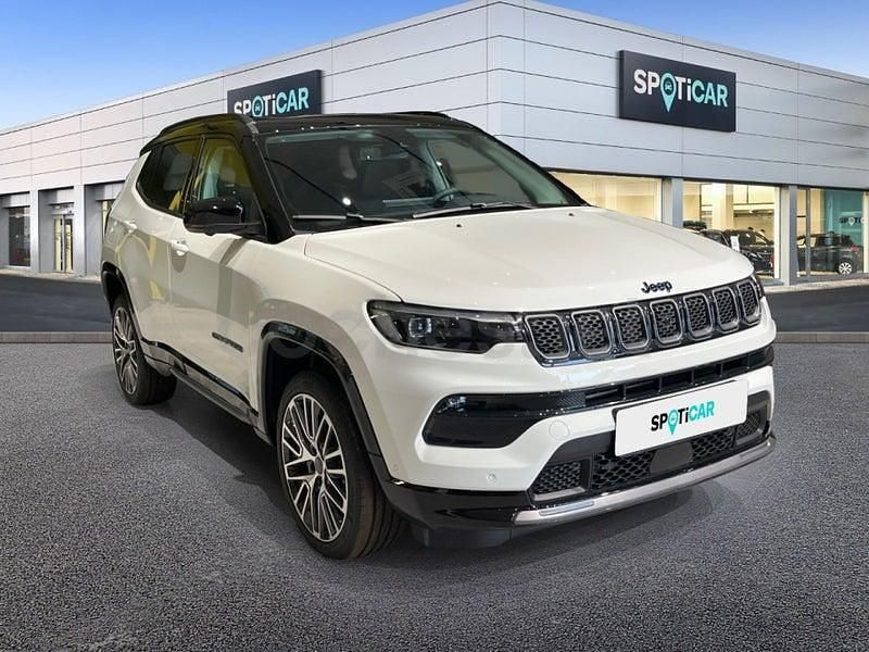 Usado Jeep Compass Summit 240 CV (176 kW) 2025 Blanco SUV