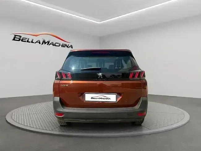 Usado Peugeot 5008 Allure 130 CV (95 kW) 2021 Otro Monovolumen