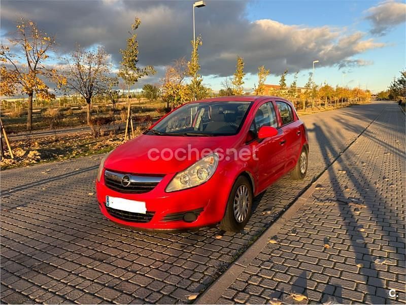 Usado Opel Corsa Cosmo 85 CV (62 kW) 2010 Rojo Berlina