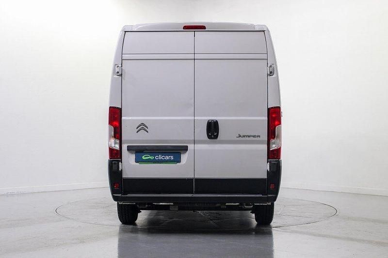 Usado Citroën Jumper 120 CV (88 kW) 2022 Blanco Monovolumen