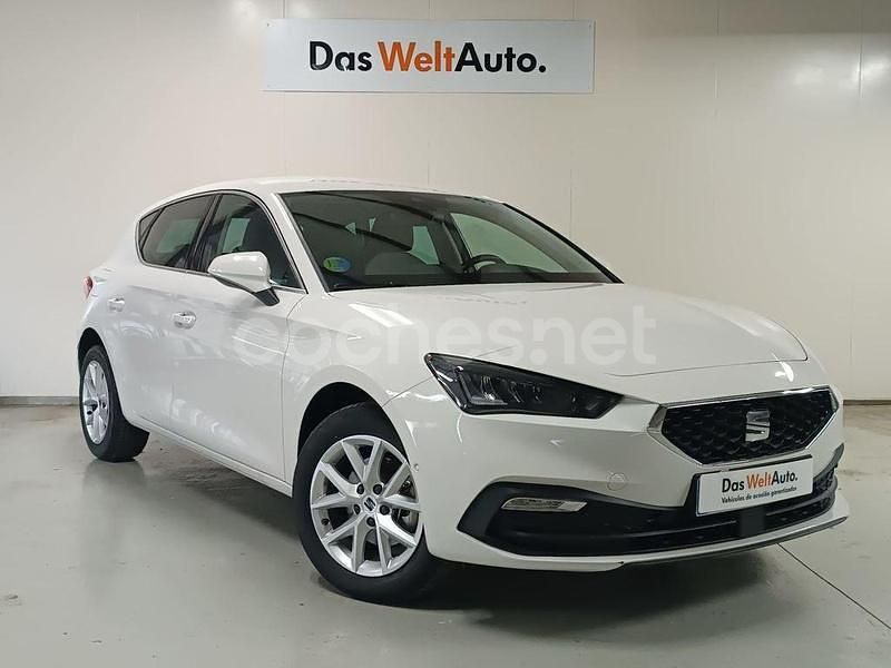 Blanco Usado 2025 Seat Leon Style Berlina | 20.890 € - Imagen 1/4