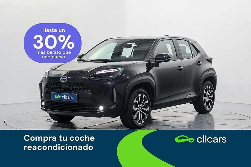 Negro Usado 2021 Toyota Yaris Cross Active SUV | 20.490 € (Buen precio) - Imagen 1/4