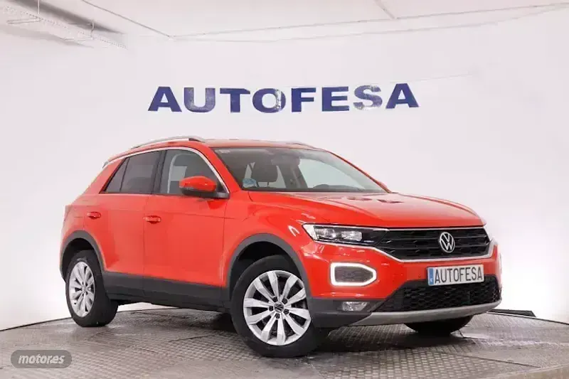 Usado VW T-Roc Advance 150 CV (110 kW) 2020 Rojo SUV