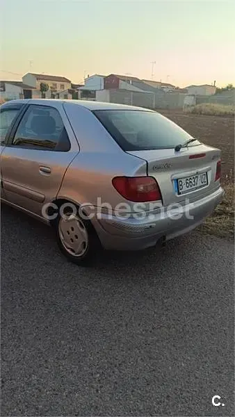 Usado Citroën Xsara Tonic 90 CV (66 kW) 1999 Gris / plata Berlina