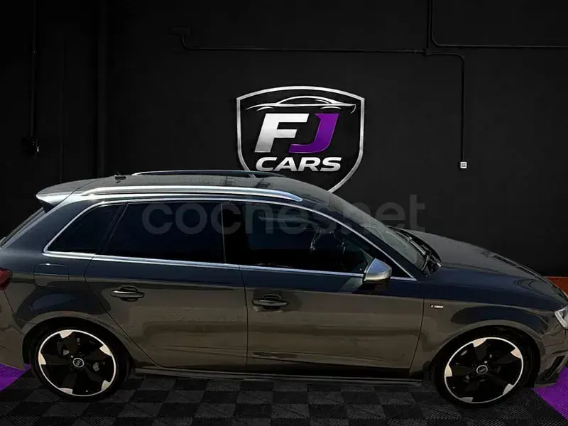 Usado Audi A3 S-Line 150 CV (110 kW) 2015 Gris / plata Berlina