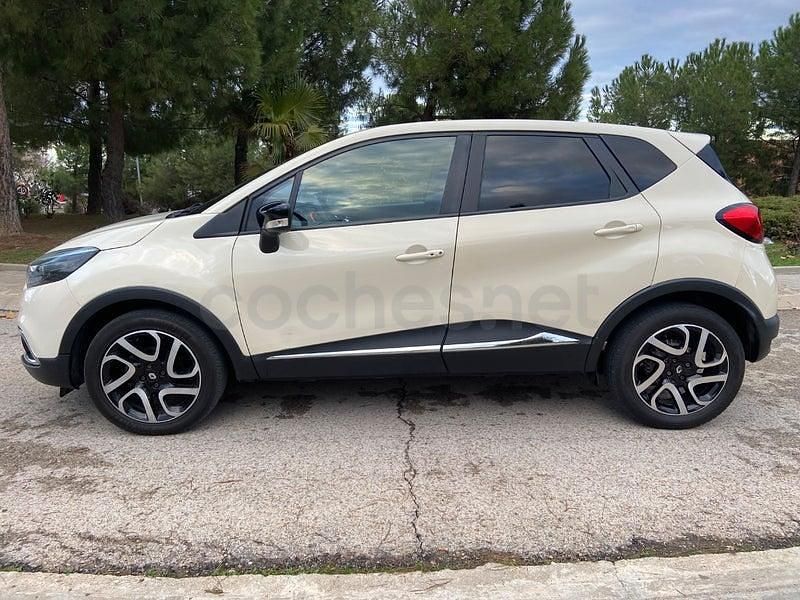 Usado Renault Captur Zen 90 CV (66 kW) 2016 Blanco SUV