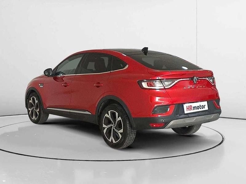 Usado Renault Arkana Techno 141 CV (103 kW) 2024 Rojo SUV