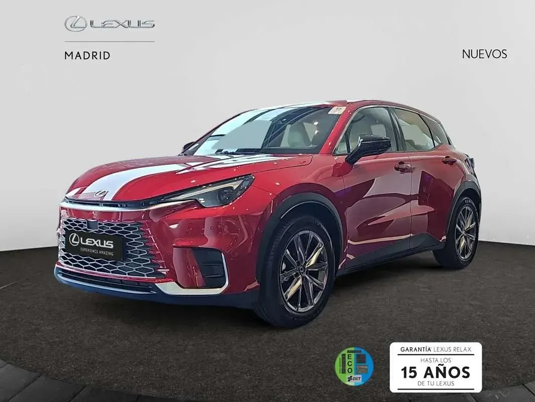 Nuevo Lexus LBX 136 CV (100 kW) 2026 Rojo SUV