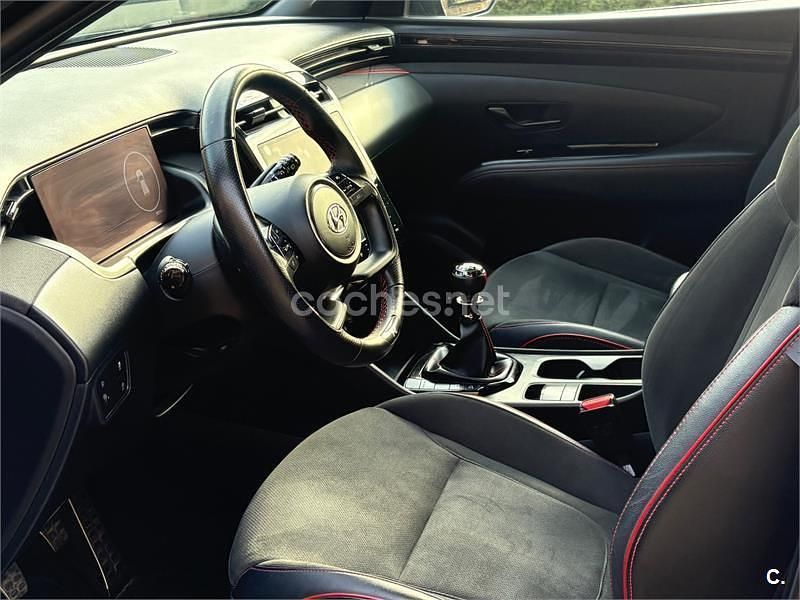 Usado Hyundai Tucson N Line 150 CV (110 kW) 2022 Gris / plata SUV