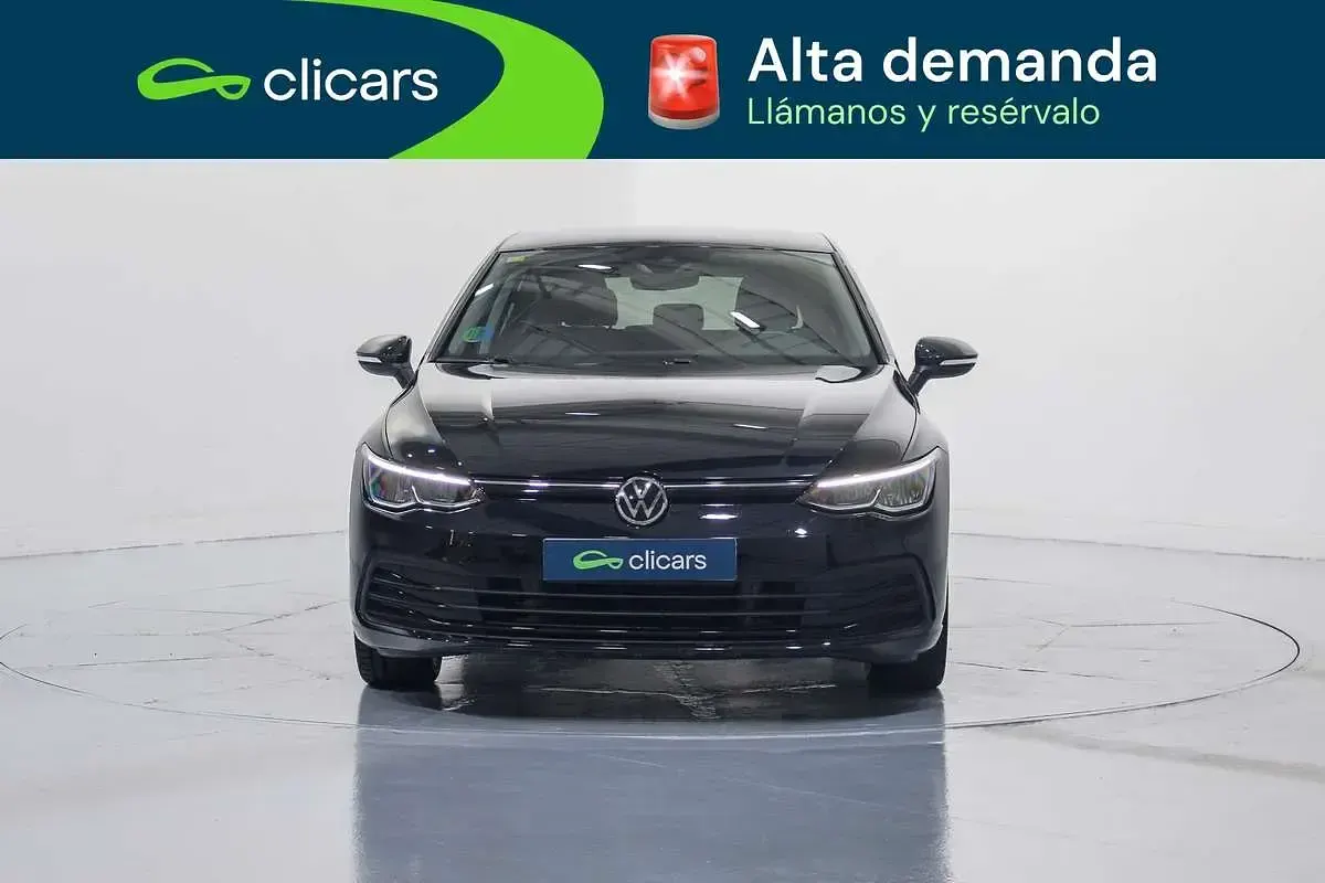 Usado VW Golf VIII Life 150 CV (110 kW) 2020 Negro Utilitario
