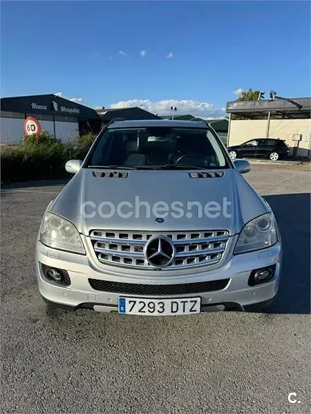 Usado Mercedes ML320 224 CV (164 kW) 2005 Gris / plata SUV