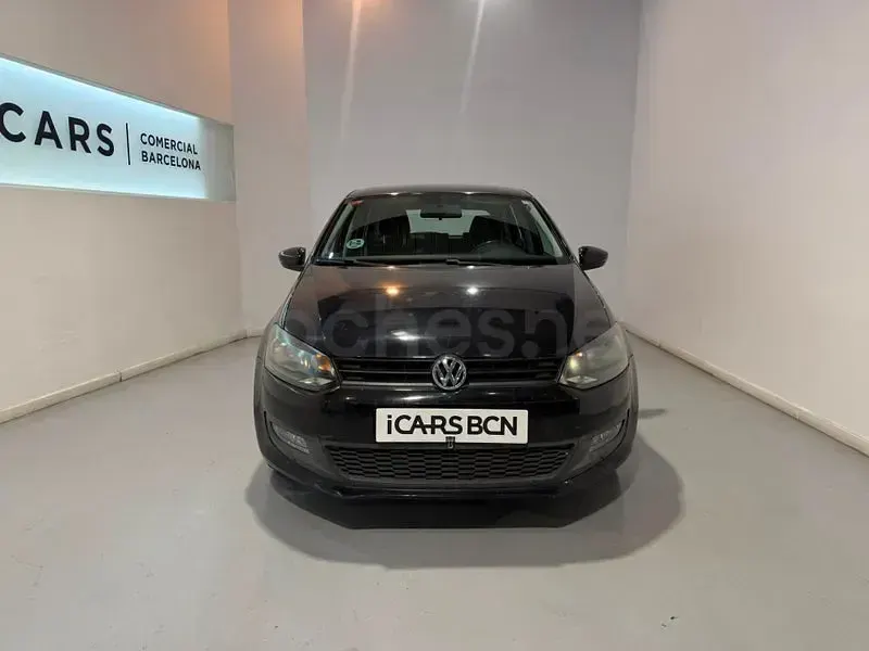 Usado VW Polo Advance 75 CV (55 kW) 2011 Gris / plata Utilitario