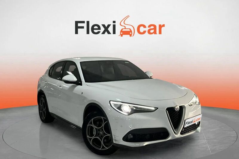 Blanco Usado 2022 Alfa Romeo Stelvio Ti SUV | 29.690 € (Precio justo) - Imagen 1/4