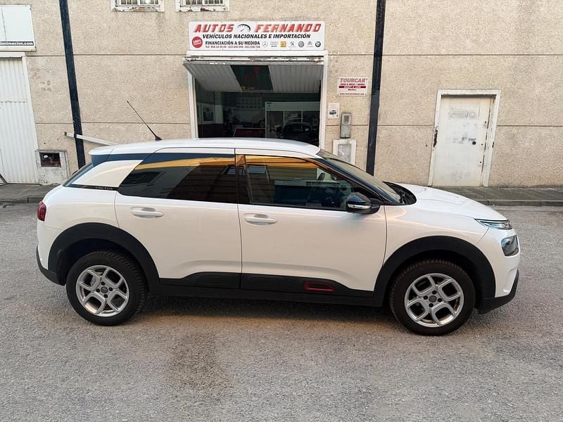 Blanco Usado 2018 Citroën C4 Cactus Live Utilitario | 8900 € (Precio justo) - Imagen 1/4