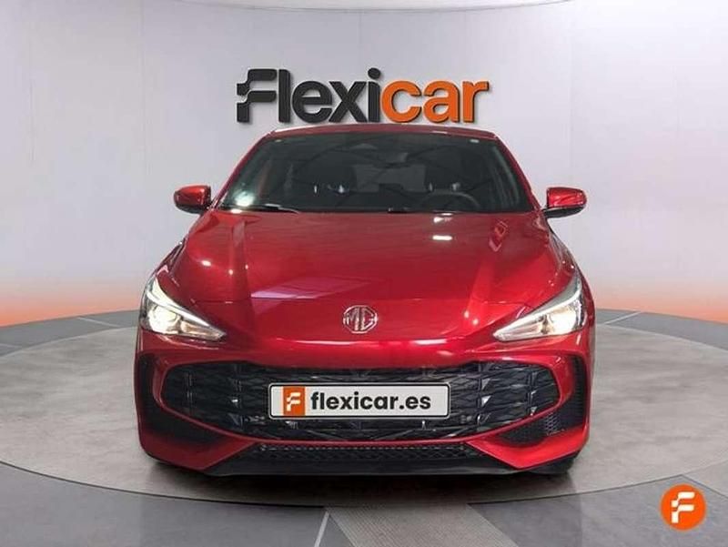 Usado MG MG3 195 CV (143 kW) 2025 Rojo Utilitario