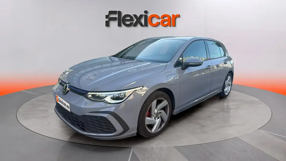 Usado VW Golf VII GTE 245 CV (180 kW) 2021 Gris Utilitario