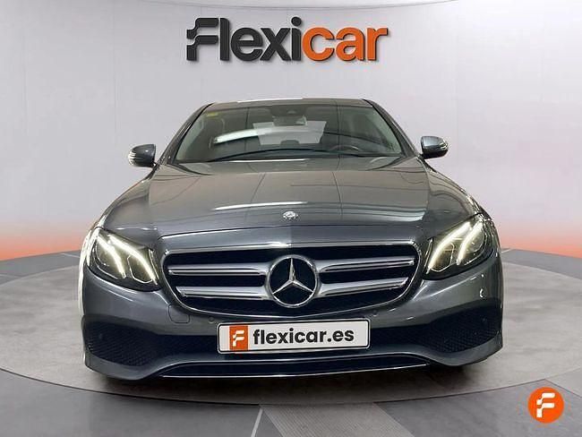 Usado Mercedes E220 194 CV (142 kW) 2016 Gris Berlina