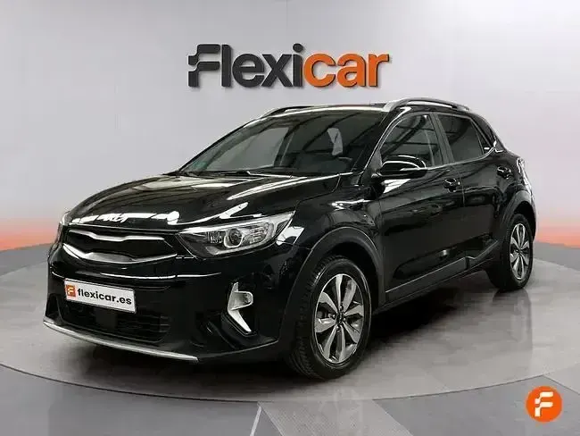 Usado Kia Stonic 84 CV (61 kW) 2022 Negro SUV