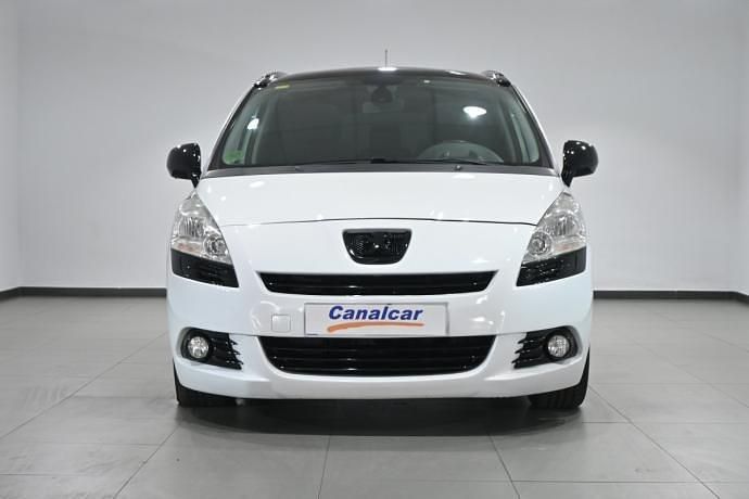 Używany Peugeot 5008 Family 120 KM (88 kW) 2012 Biały Minivan