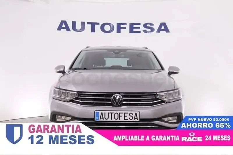 Usado VW Passat Executive 122 CV (89 kW) 2023 Gris / plata Familiar