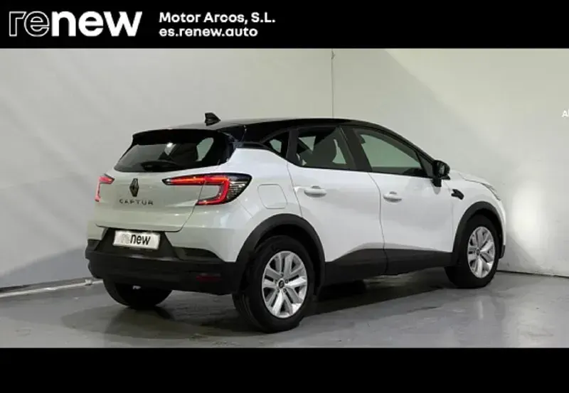 Usado Renault Captur Evolution 100 CV (73 kW) 2024 Blanco SUV