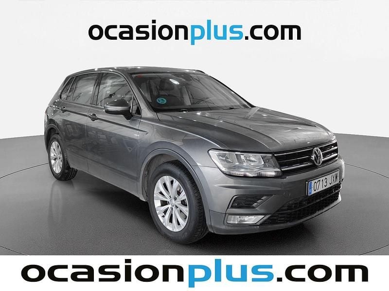 Usado VW Tiguan Edition 116 HP (85 kW) 2017 Cinzento SUV