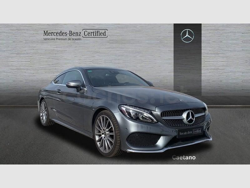 Usado Mercedes C220 170 CV (125 kW) 2018 Gris / plata Coupe