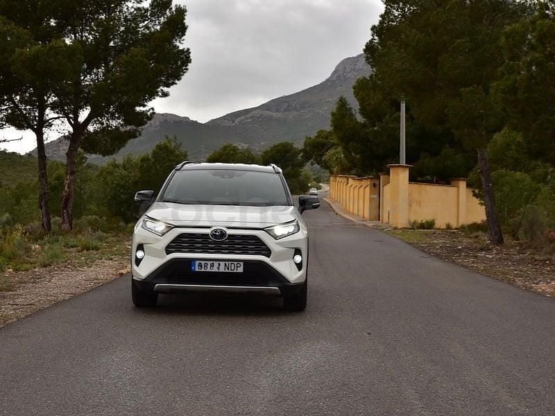 Usado Toyota RAV4 Hybrid Business Edition 218 CV (160 kW) 2019 Blanco SUV
