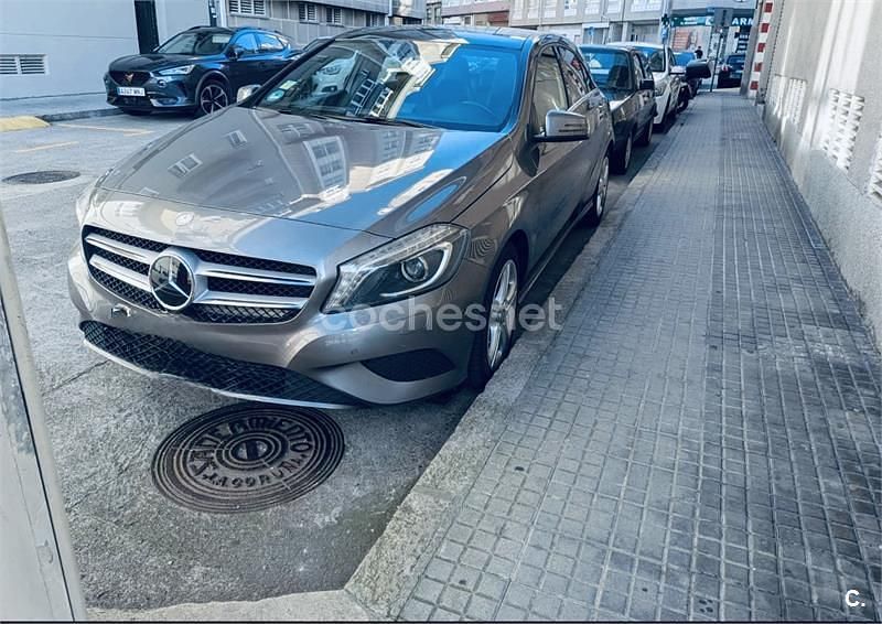 Gris / plata Usado 2014 Mercedes A200 Urban Berlina | 14.300 € (Precio justo) - Imagen 1/3